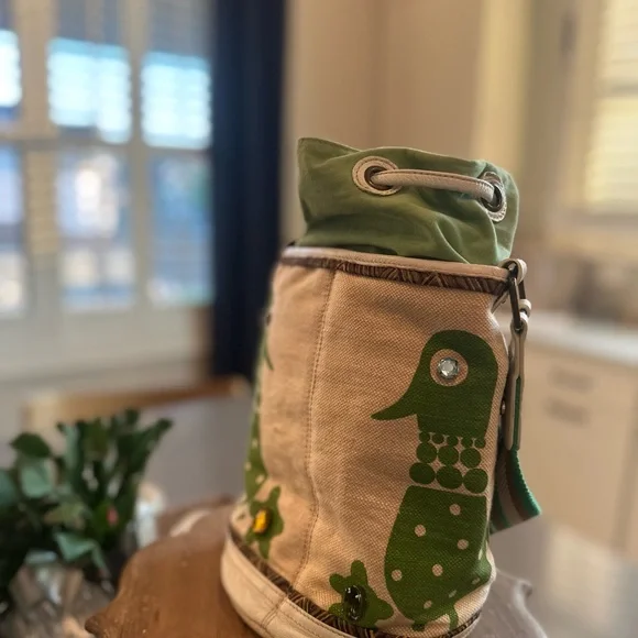 Sooo Good!! Hayden Harnett Cute Cute Leather trim Canvas Bucket Bag Green&Cream. - Picture 4 of 4